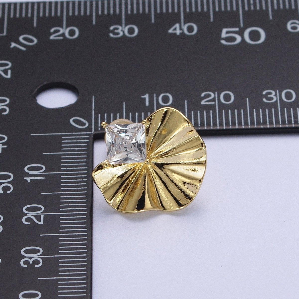 CZ Cubic Zirconia flower earring  flower Petal Stud earring Silver / Gold Earring AD-029 AD-030