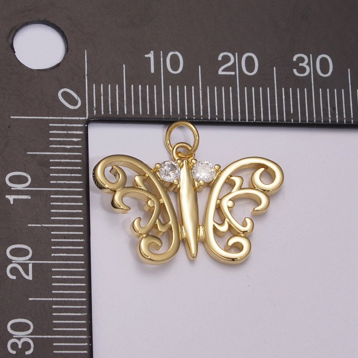 Dainty 14k Gold Filled Butterfly Charm, Small Mariposa Pendant Charm Monarch Charm Animal Jewelry I-096