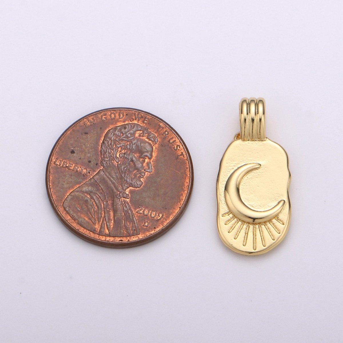 Dainty 14k Gold Filled Moon Charm - Gold Crescent Moon Pendant, Celestial Jewelry for Necklace Component Supply I-783 - DLUXCA