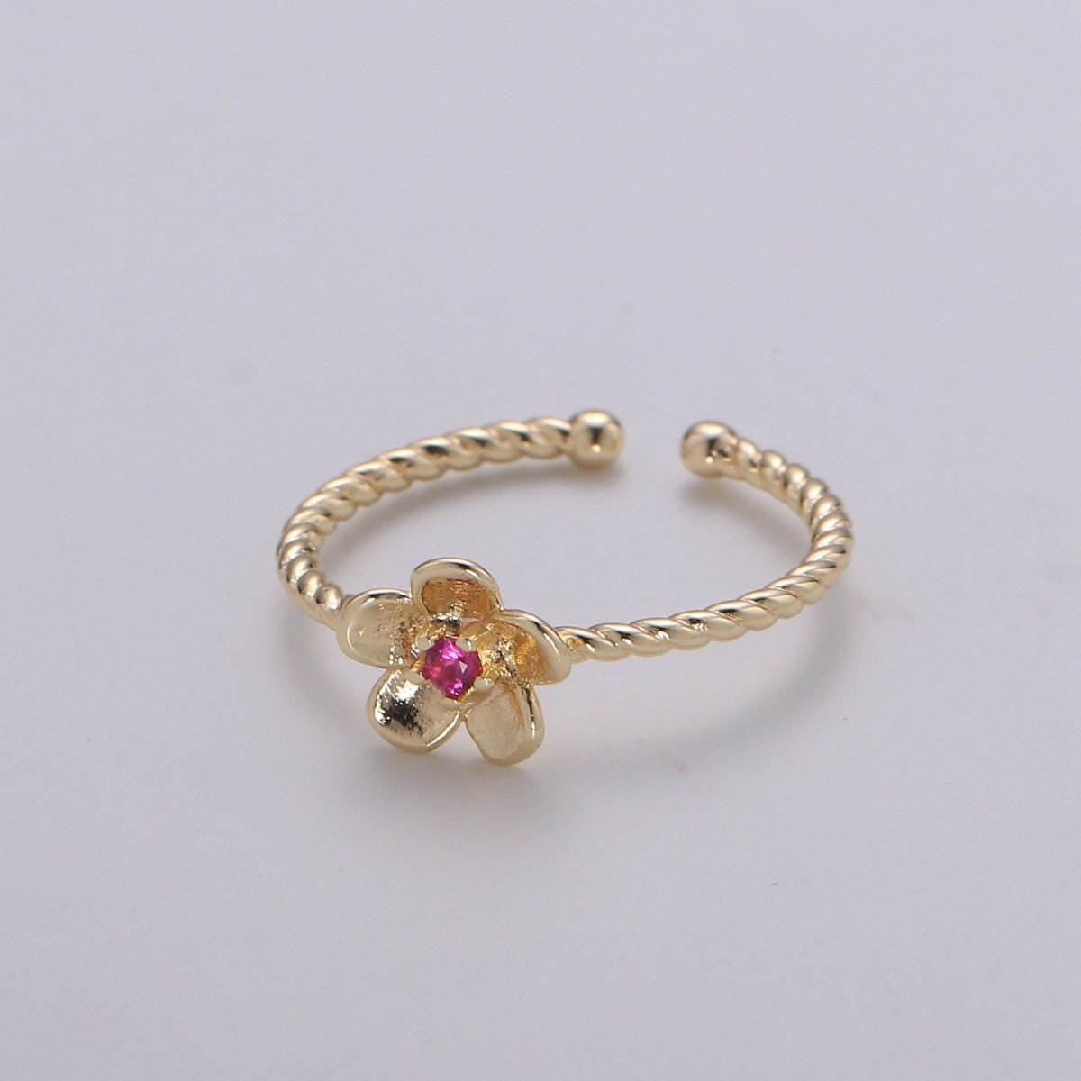 Dainty Daisy ring, Gold Mini Floral Ring, Dainty Stackable Rings, Open Adjustable Ring Crystal Daisy Flower Twisted Ring Minimalist Jewelry R-116 - DLUXCA