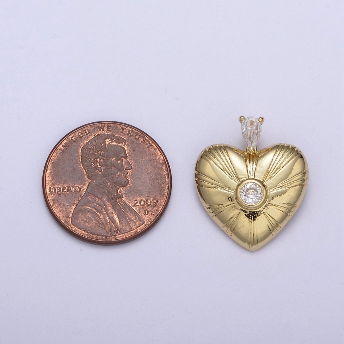 Dainty Gold Heart Charm Cubic Love Sunburst Heart Pendant C-683 - DLUXCA