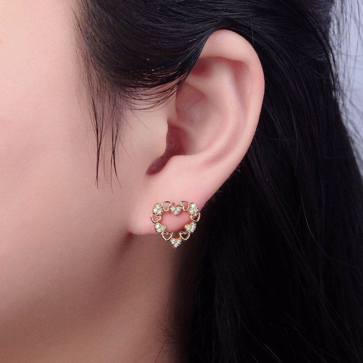 Dainty Gold Heart Stud Earrings Minimalist Delicate Earring 18K Gold Filled Stud Earring V-120 - DLUXCA