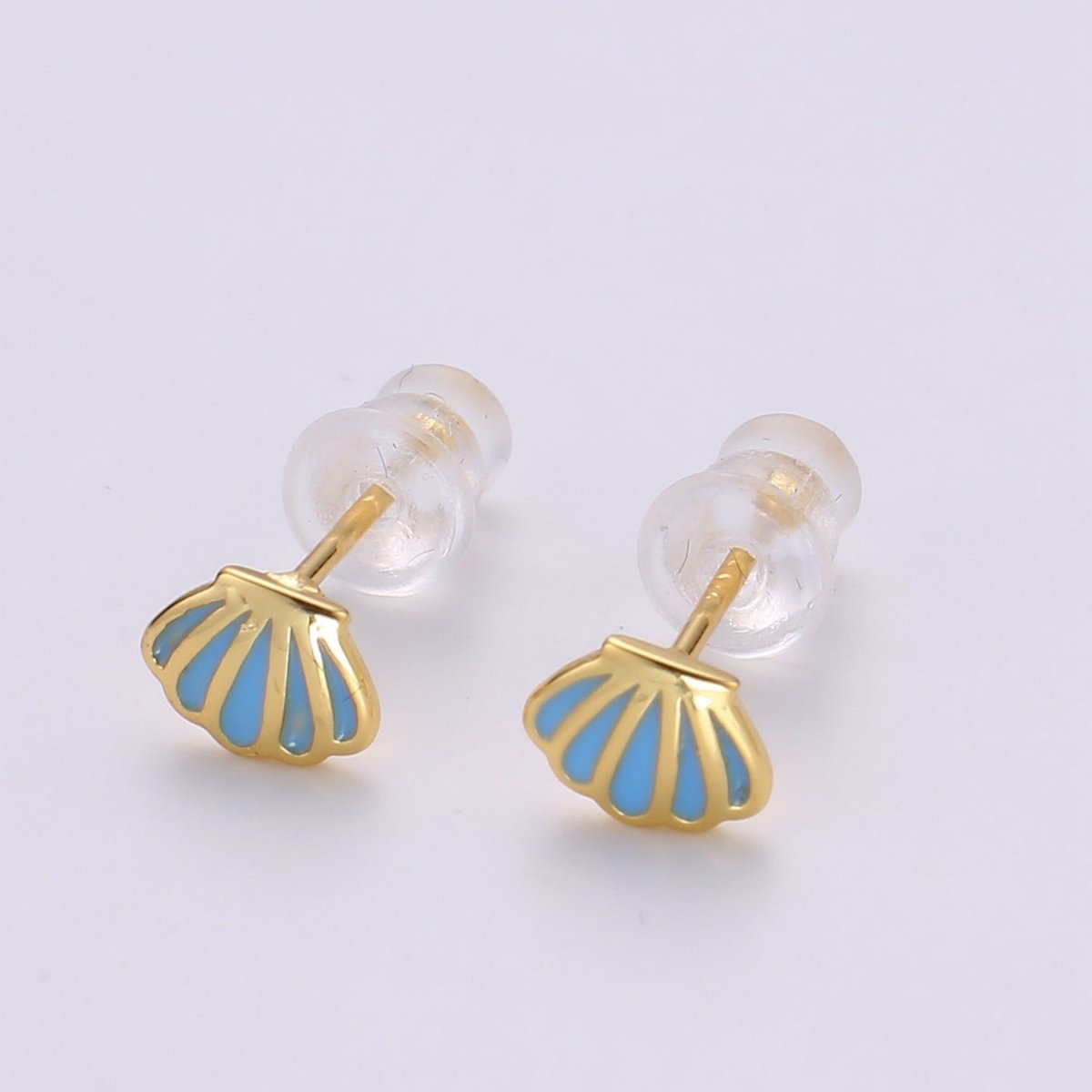 Dainty Gold Shell Stud Earrings, Gold Stud, Silver Stud, Gold Earring Minimalist Ocean Beach Design for gift Q-376 Q-377