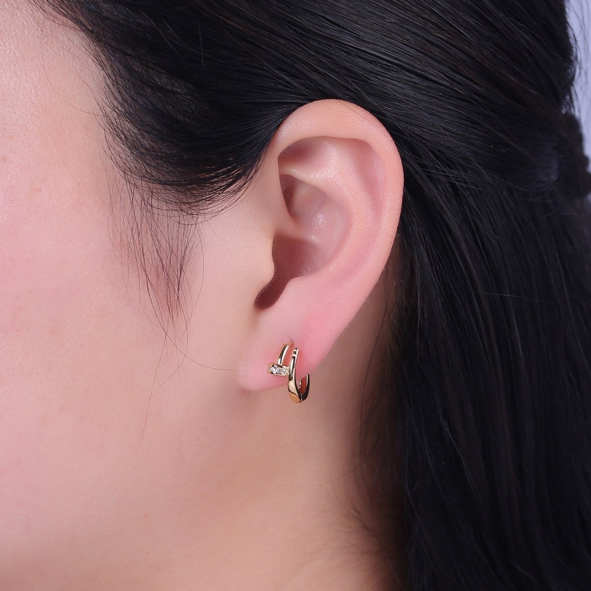 Dainty Gold Spiral Huggie Earring Fashion Jewelry V-139 - DLUXCA