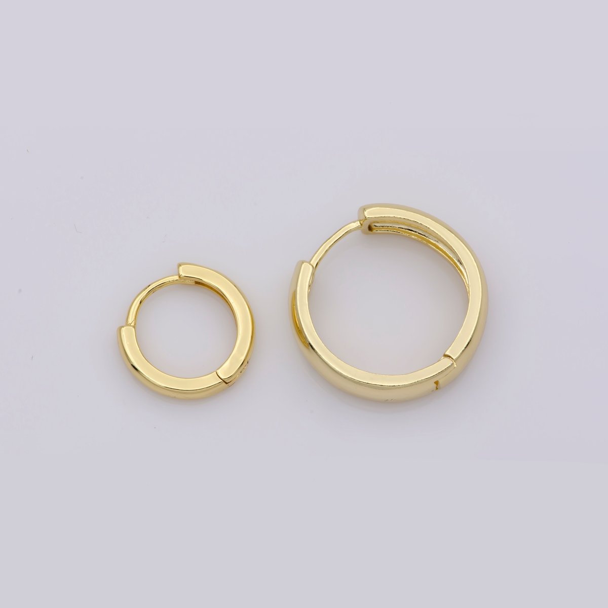Dainty Hypoallergenic Cartilage Earrings Tiny Hoop Earrings 14K Gold Filled Hoop Tiny Hoop Earrings Small Huggie Minimalist Dainty Hoops for Gift idea Q-224 Q-494