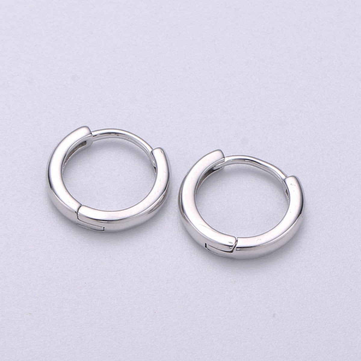 Dainty Hypoallergenic Cartilage Earrings Tiny Hoop Earrings 14K Gold Filled Hoop Tiny Hoop Earrings Small Huggie Minimalist Dainty Hoops for Gift idea Q-224 Q-494