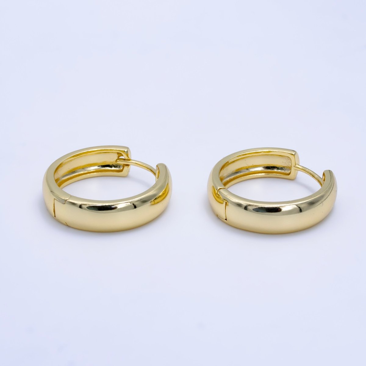 Dainty Hypoallergenic Cartilage Earrings Tiny Hoop Earrings 14K Gold Filled Hoop Tiny Hoop Earrings Small Huggie Minimalist Dainty Hoops for Gift idea Q-224 Q-494