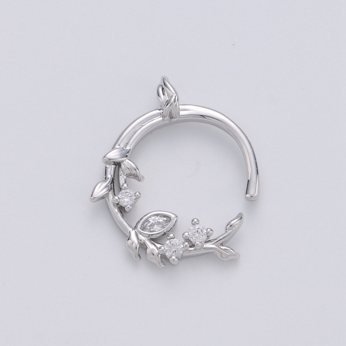 Dainty Laurel Leaves Wreath, Olive Leaf Wreath, Leaves Crown Charm Pendant, Greece, Gold Filled, Silver Round Charm D-184 D-185