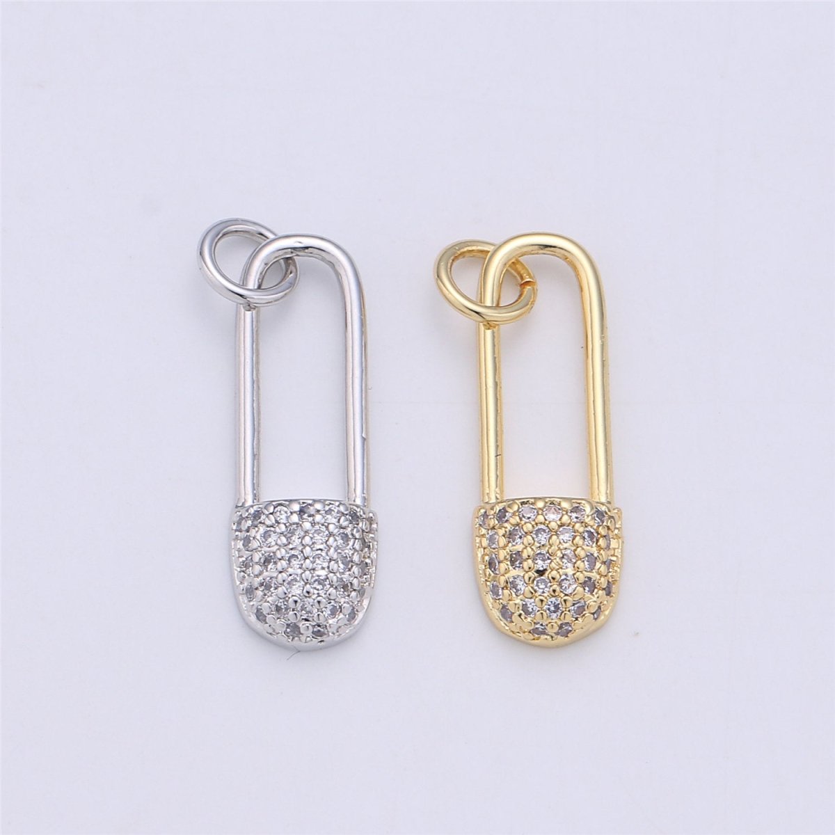 Dainty Safety Pin Charm Gold Micro Pave Charm in Cubic Zirconia Charm for Necklace Earring Bracelet Component supply C-920