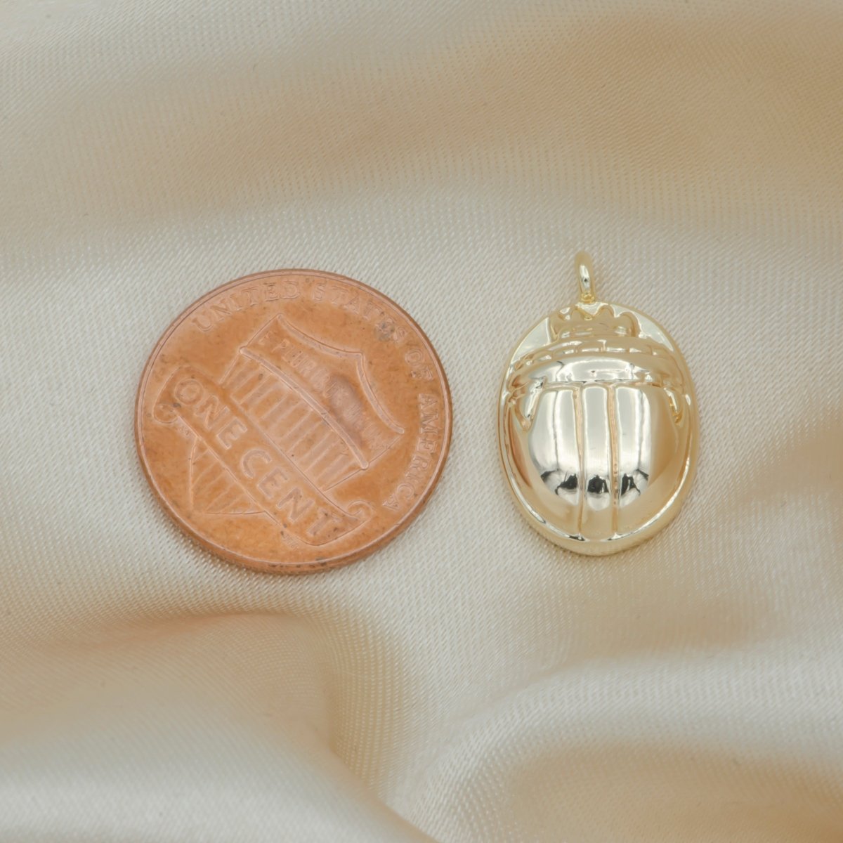 Dainty Simple Plain Gold Ornament Crafted Charm, Gold Plated Geometric Oval Shape Charm Pendant GP-138 - DLUXCA