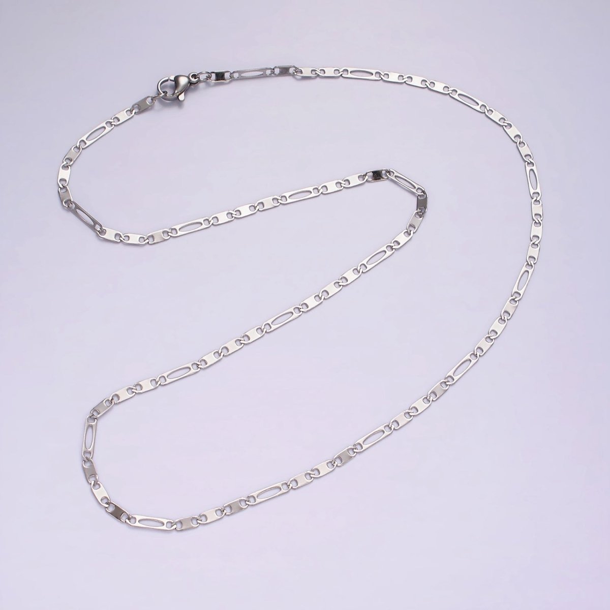 Dainty Stainless Steel 2.3mm Flat Anchor Figaro Chain 18 Inch Necklace in Silver | WA-2382 - DLUXCA