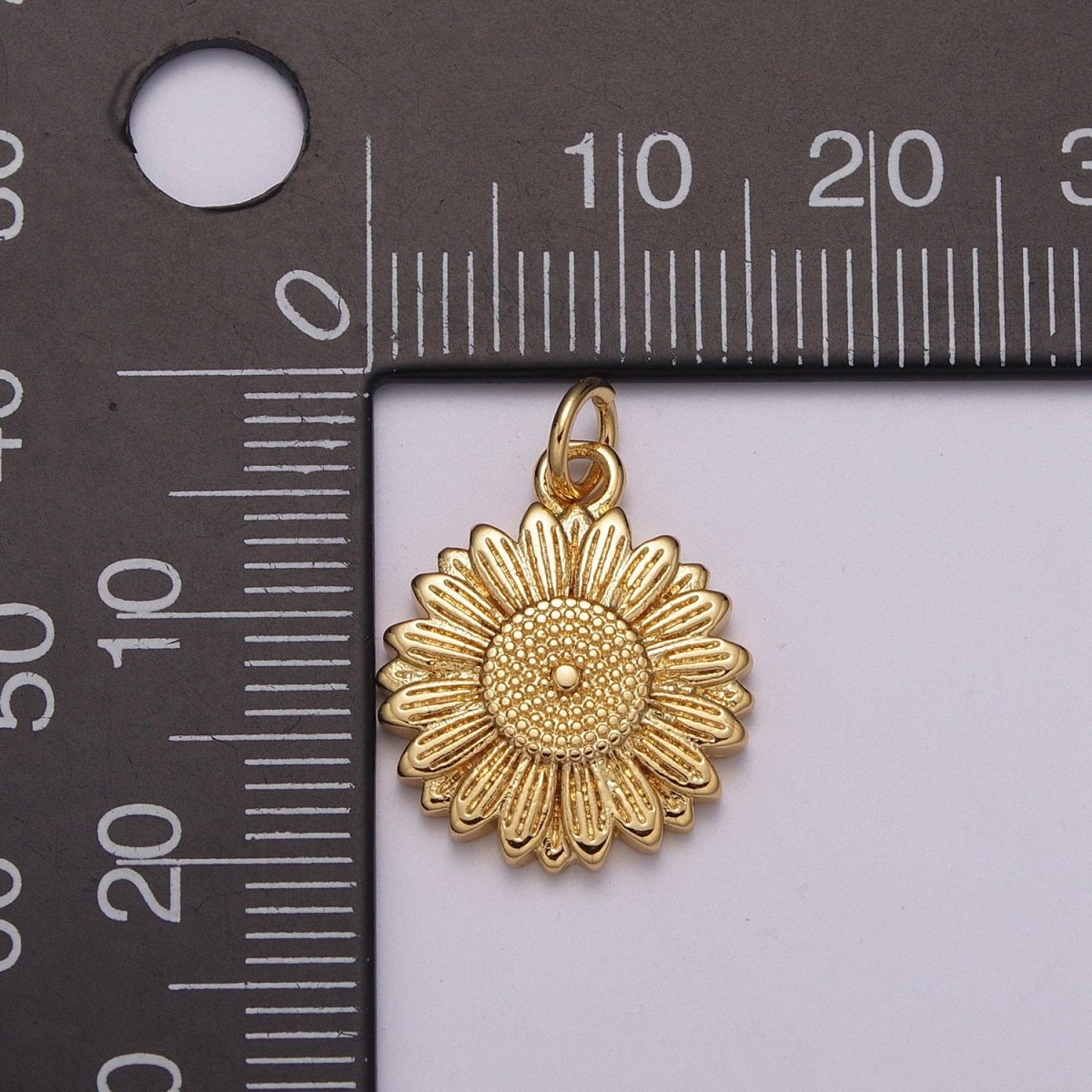 Dainty Sun Flower Charm Gold Plated SunFlower Jewelry Pendant Craft Jewelry Supply E-608