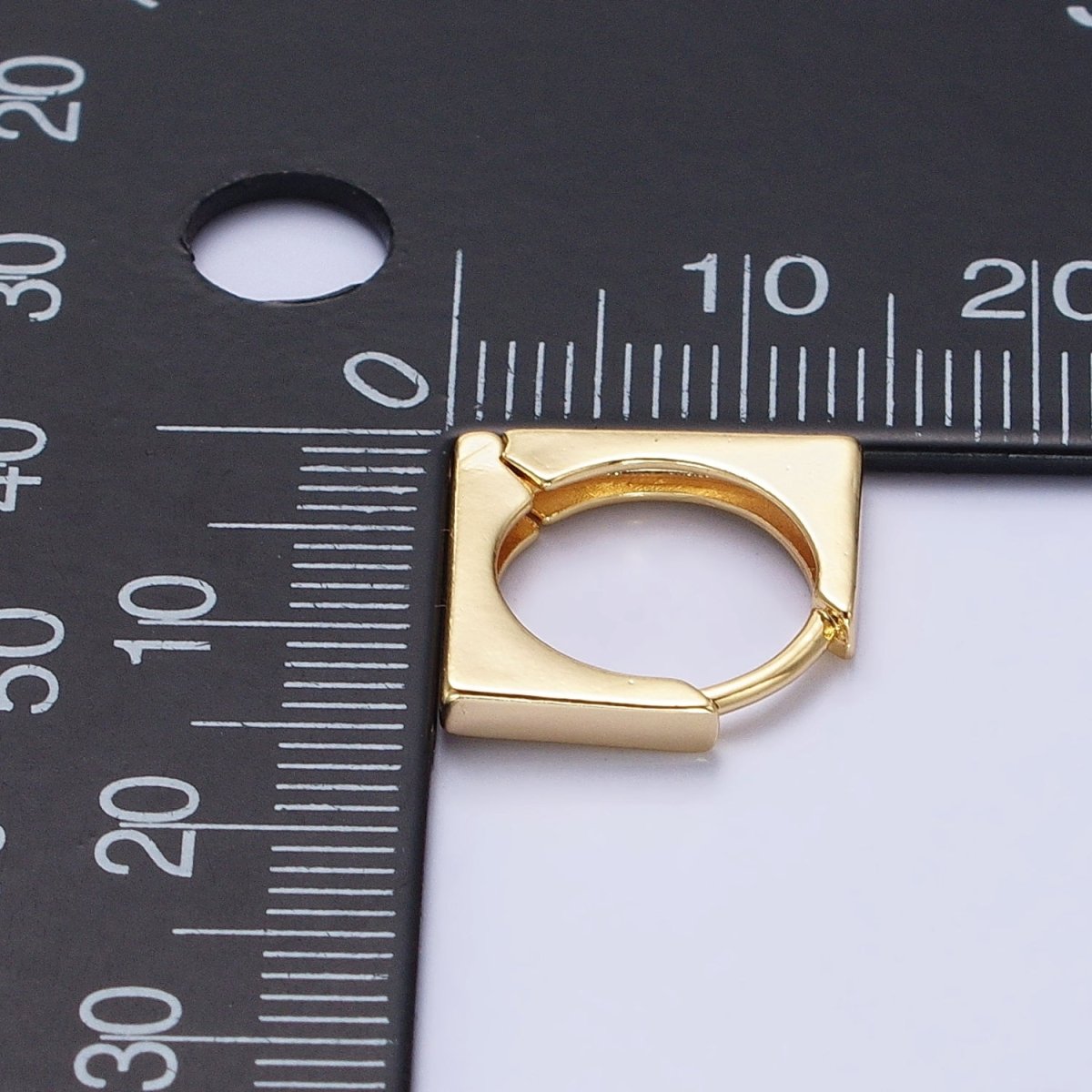 Dainty Triangle Hoop Earring Silver Geometric Huggie Earring Modern Jewelry AB-757 AB-758