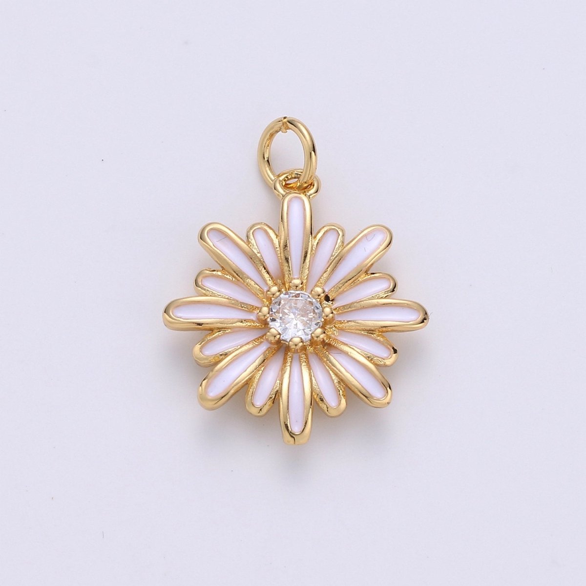 Dainty White daisy charm in Gold / Silver Plated for Jewelry Making Supply D-270 D-271