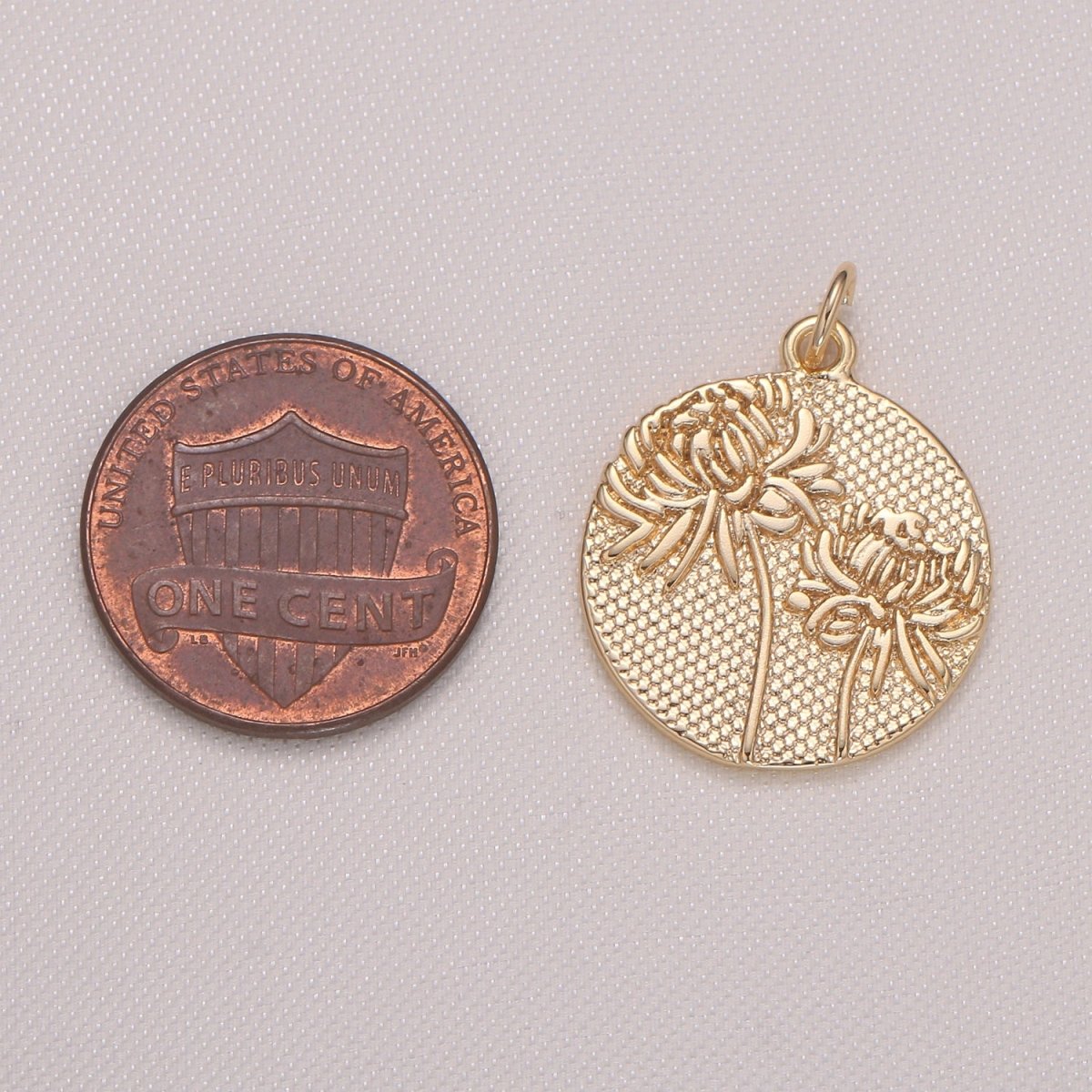Dandellion Gold Medal Rustic Coin Charm, Gold Plated Floral Nature Medallion Charm Pendant GP-940