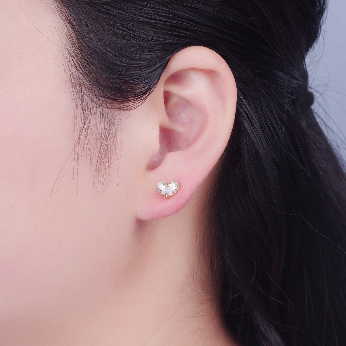 Darling Heart Pave Stud Earring T-502 - DLUXCA