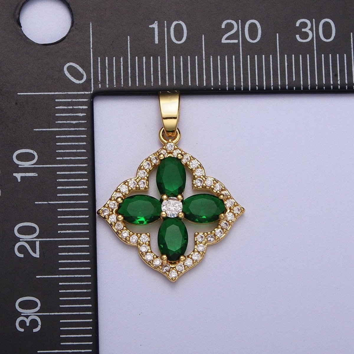 Emerald Green Curved Quatrefoil Micro Paved Cubic Zirconia St. Patrick Lucky Clover Jewelry | X-548 - DLUXCA