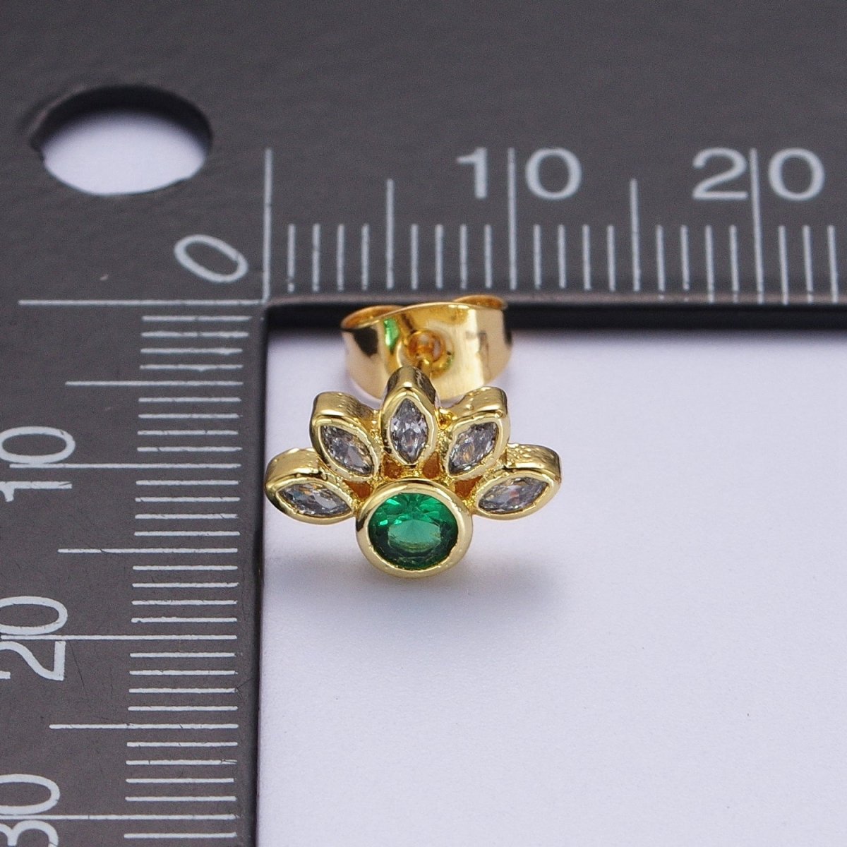 Emerald Green Cz Stud Earrings Gold Marquise Cluster Flower Stud Y-082 - DLUXCA