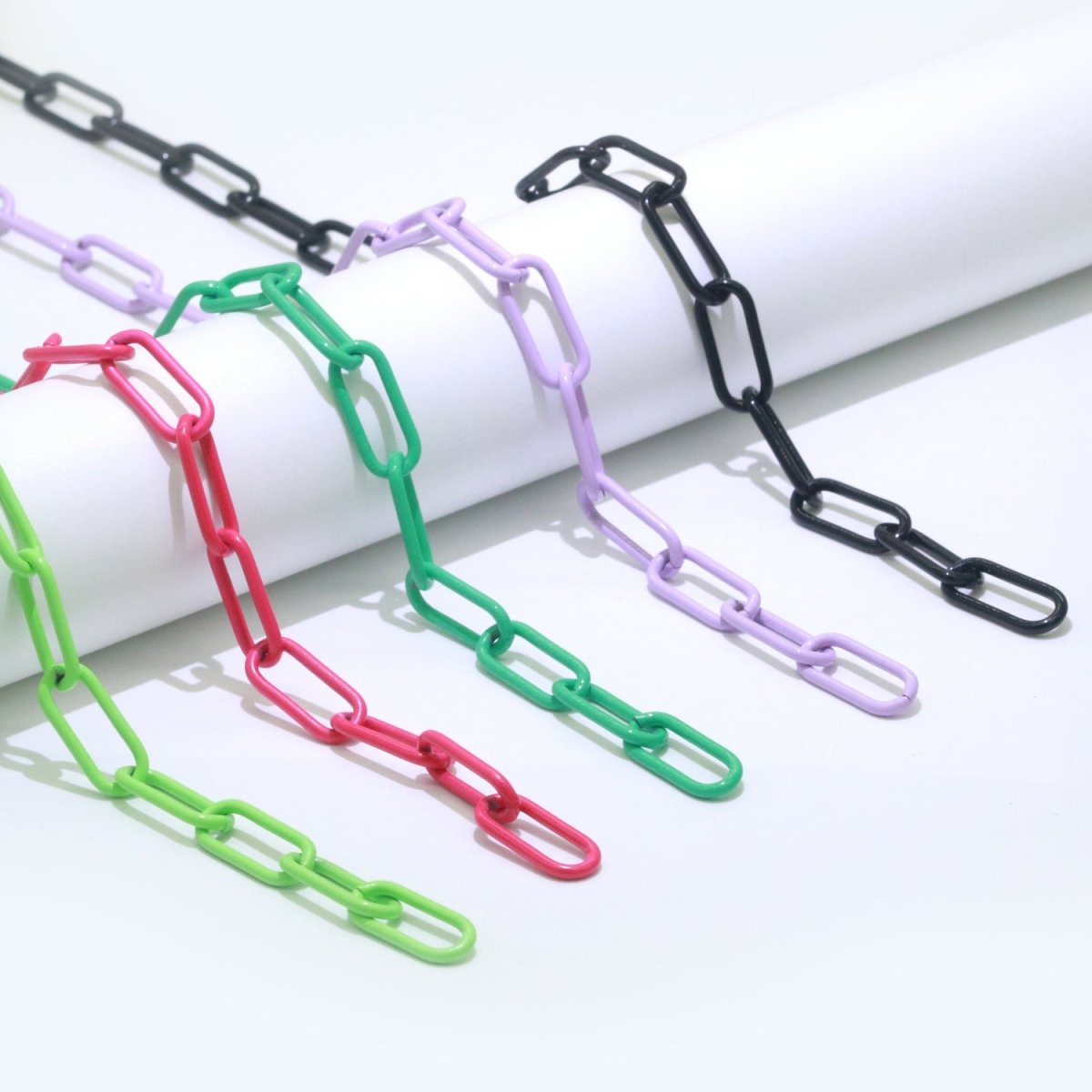Enamel PAPERCLIP Link Elongated Chain by Yard, Colorful Chain In  Green, Hot Pink, Dark Green, Lavender, Black For Jewelry Making | ROLL-527 to ROLL-539 Clearance Pricing