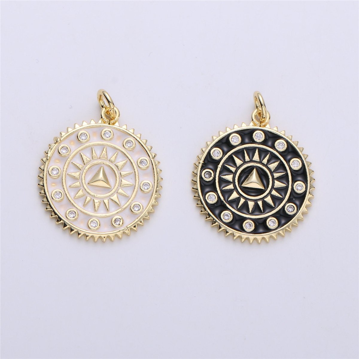 Enamel White and Black Medallion pendant, Coin charm, Gold fill SunBurst charm, 25x20mm C-611