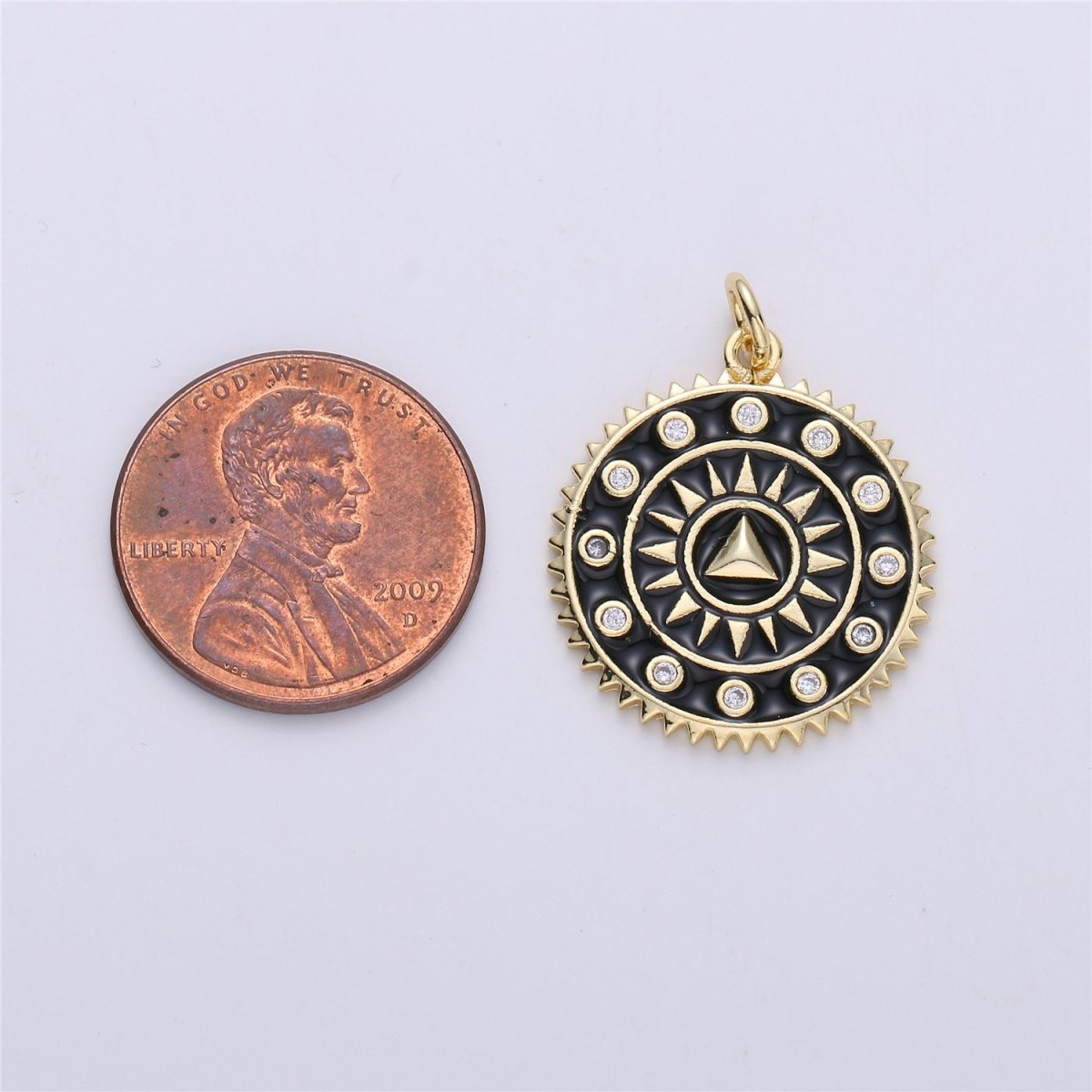 Enamel White and Black Medallion pendant, Coin charm, Gold fill SunBurst charm, 25x20mm C-611