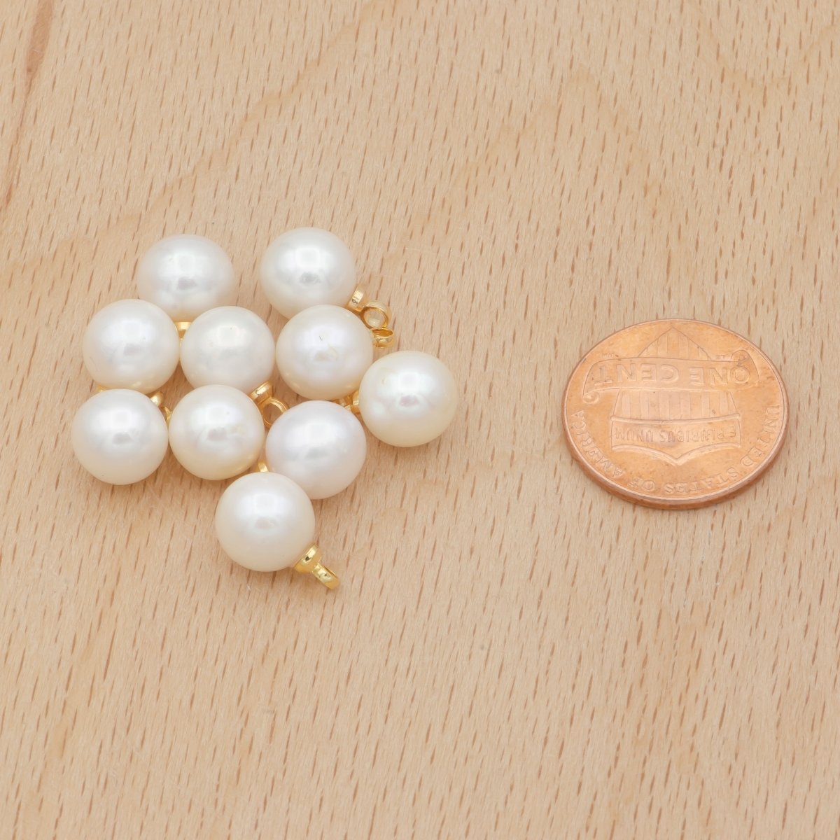 Freshwater Pearl White Round Pearl Ball Gold Filled Charms P-1822 - DLUXCA