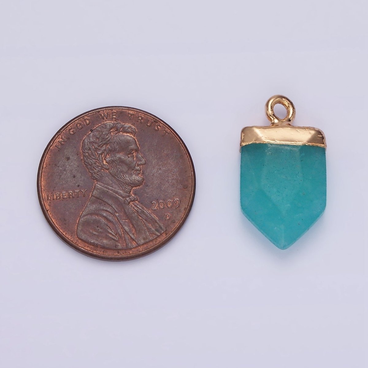 Gemstone Pointed Pendant Stone Crystal, Amethyst, Quartz, Labradorite, Amazonite, Teal Gold Plated N1728 N1729 N1730 N1731 N1732