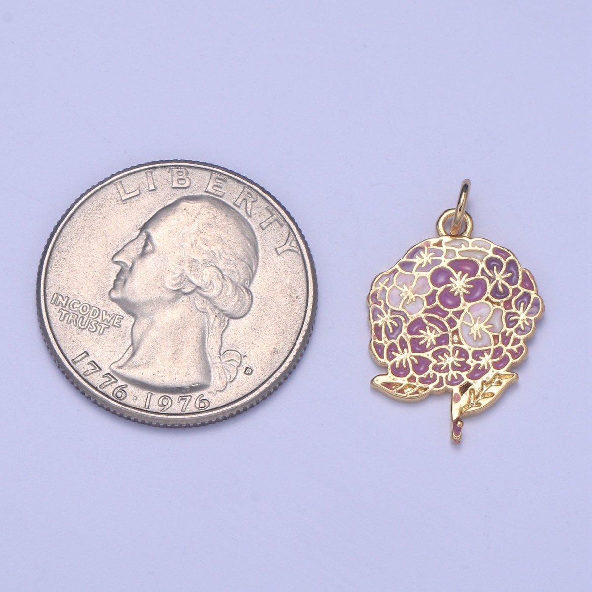Gold Bouquet Charms - wedding bouquet charms - Daisy Flower Charm -Enamel Bridal Wedding Bridesmaid Gifts Necklace Charm Jewelry Making E-290 E-291