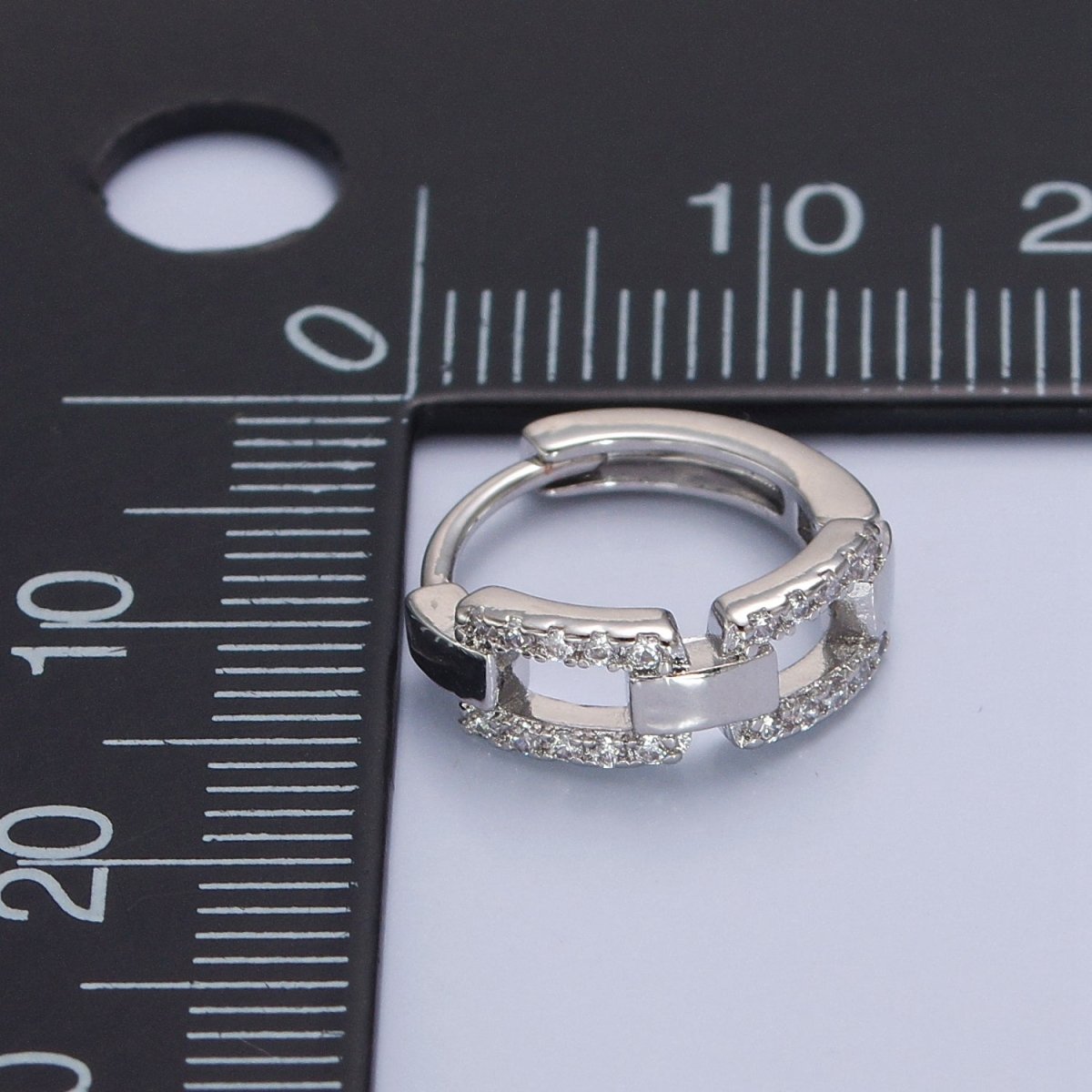 Gold Chain Huggie Hoop Earrings, Gold Chain Link Earrings Pave Chain Shape Hoop Earring T-398 V-130