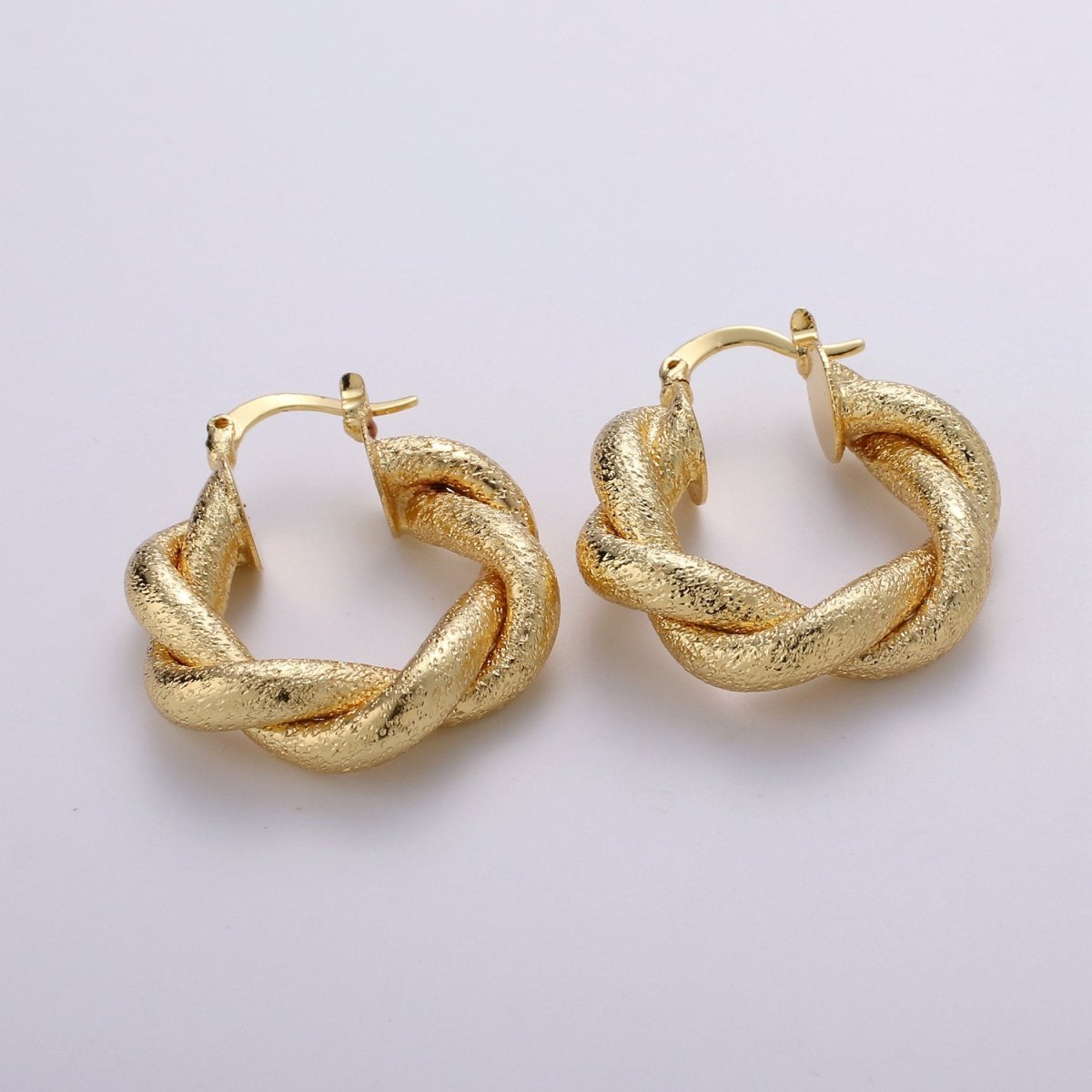 Gold chunky hoop earring Gold Vermeil Earring hypoallergenic / gold hoop earrings / croissant hoops / thick hoop earrings for gift Q-200 - DLUXCA