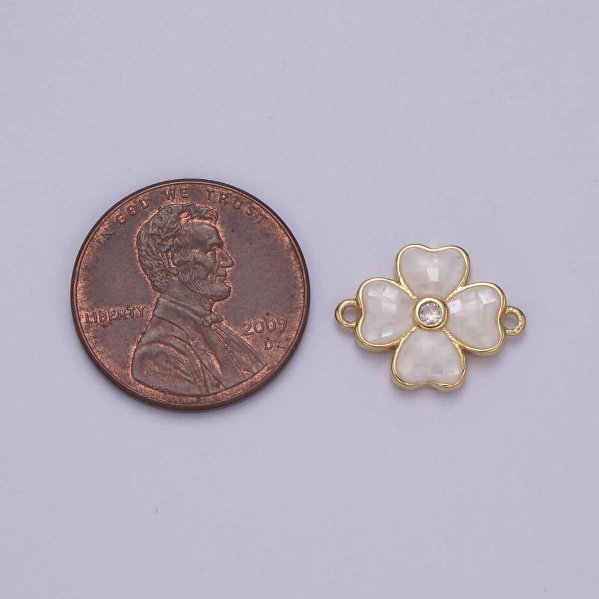 Gold Clover Charm Connector Silver White Shell Lucky Flower Leaf Shaped Connector with 2 Hole - Jewelry Supplies F-705 F-706