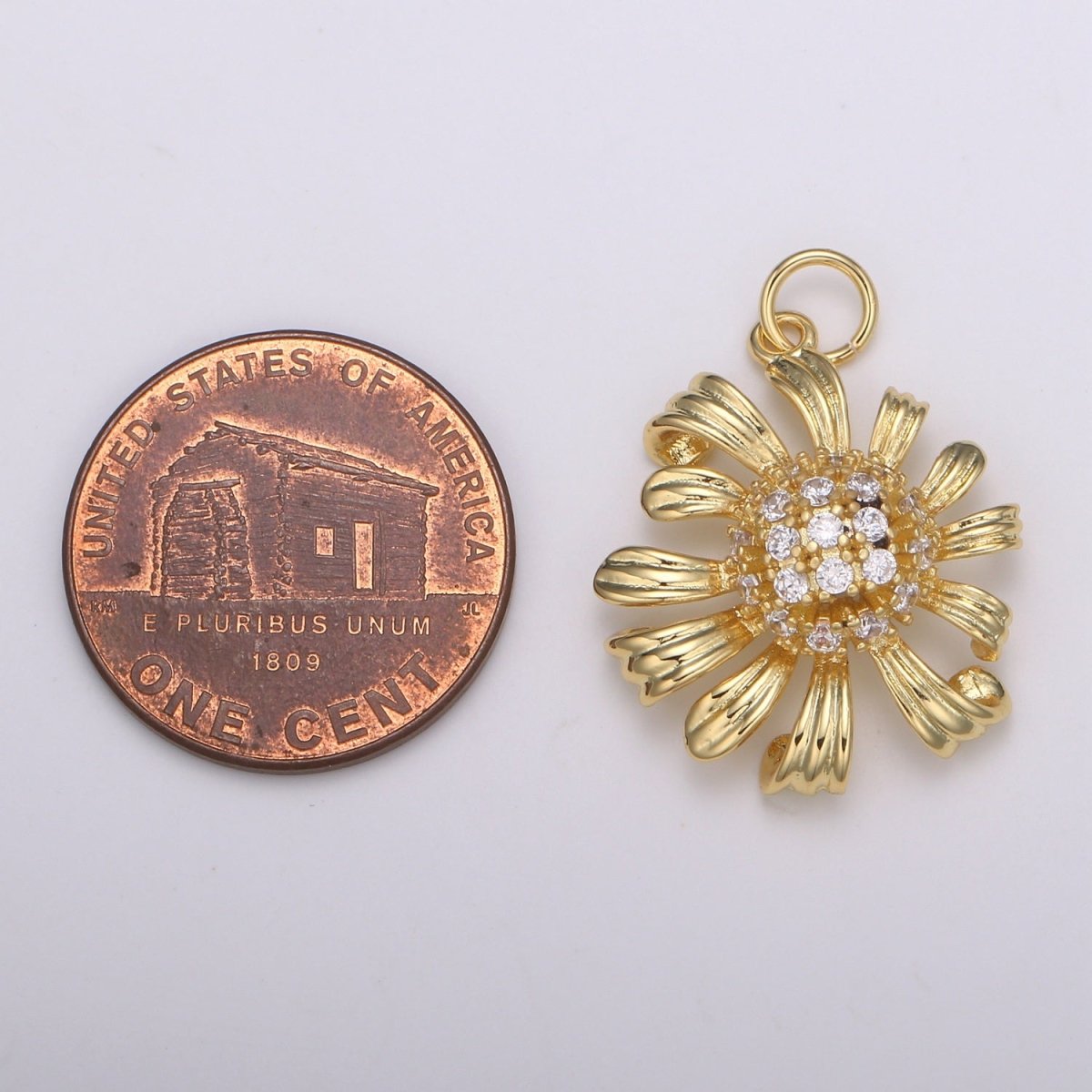 Gold Daisy Jasmine Charm 25.5x18mm - Mini Flower Charm Dainty Sun Flower Charm Floral for bracelet earring necklace supply E-196 E-787
