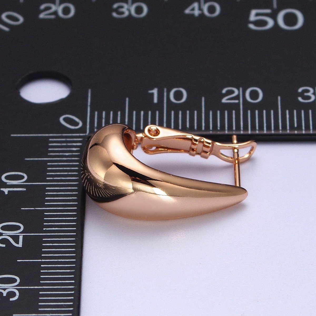 Gold Dome Oblong English Lock Latch Earrings | AB028 - DLUXCA