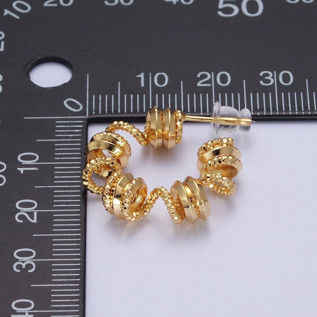 Gold Geometric Edged Spiral Coil Band C-Shaped Hoop Earrings | AE1020 - DLUXCA