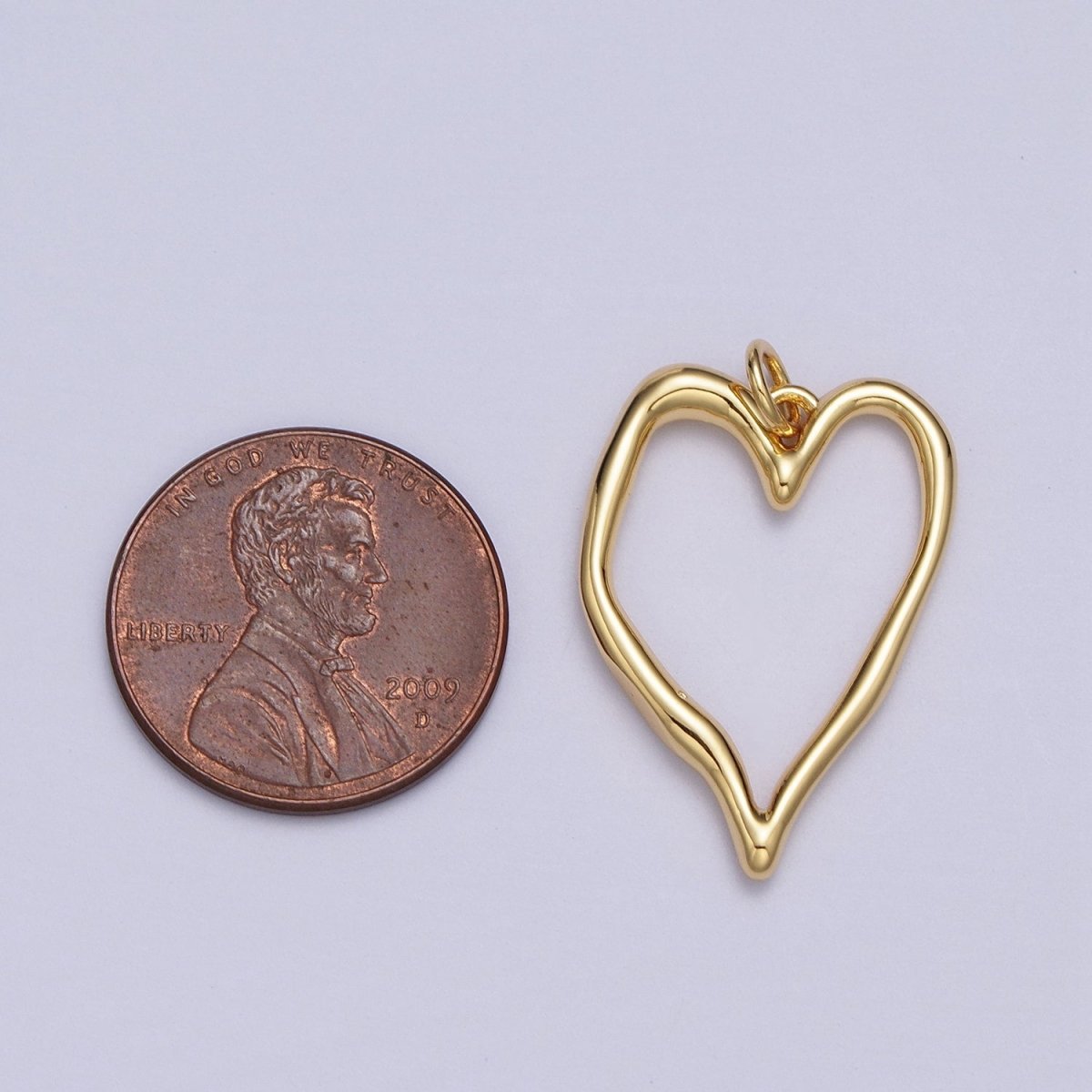 Gold Geometric Open Heart Minimalist Charm | AC023 - DLUXCA