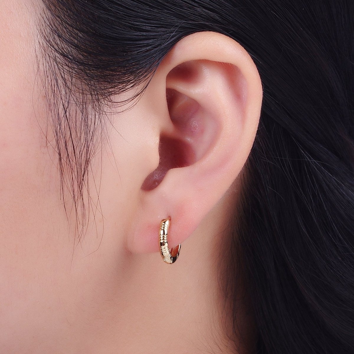 Gold Huggie Earring Minimalist Line Textured Gold Earring for Fashion Jewelry | AD-047 AD-051