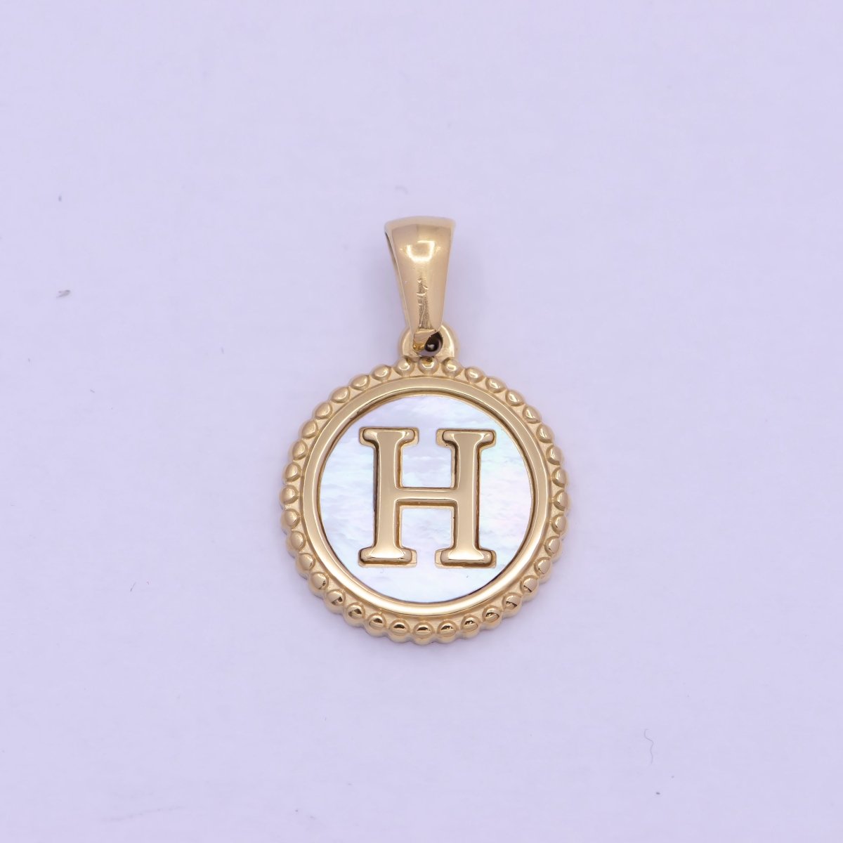Gold Initial Letter Necklace Pendant Alphabet Charm Shell Pearl Letter Minimalist Jewelry Supply Coin Pendant for Necklace Bracelet A-888-A-900