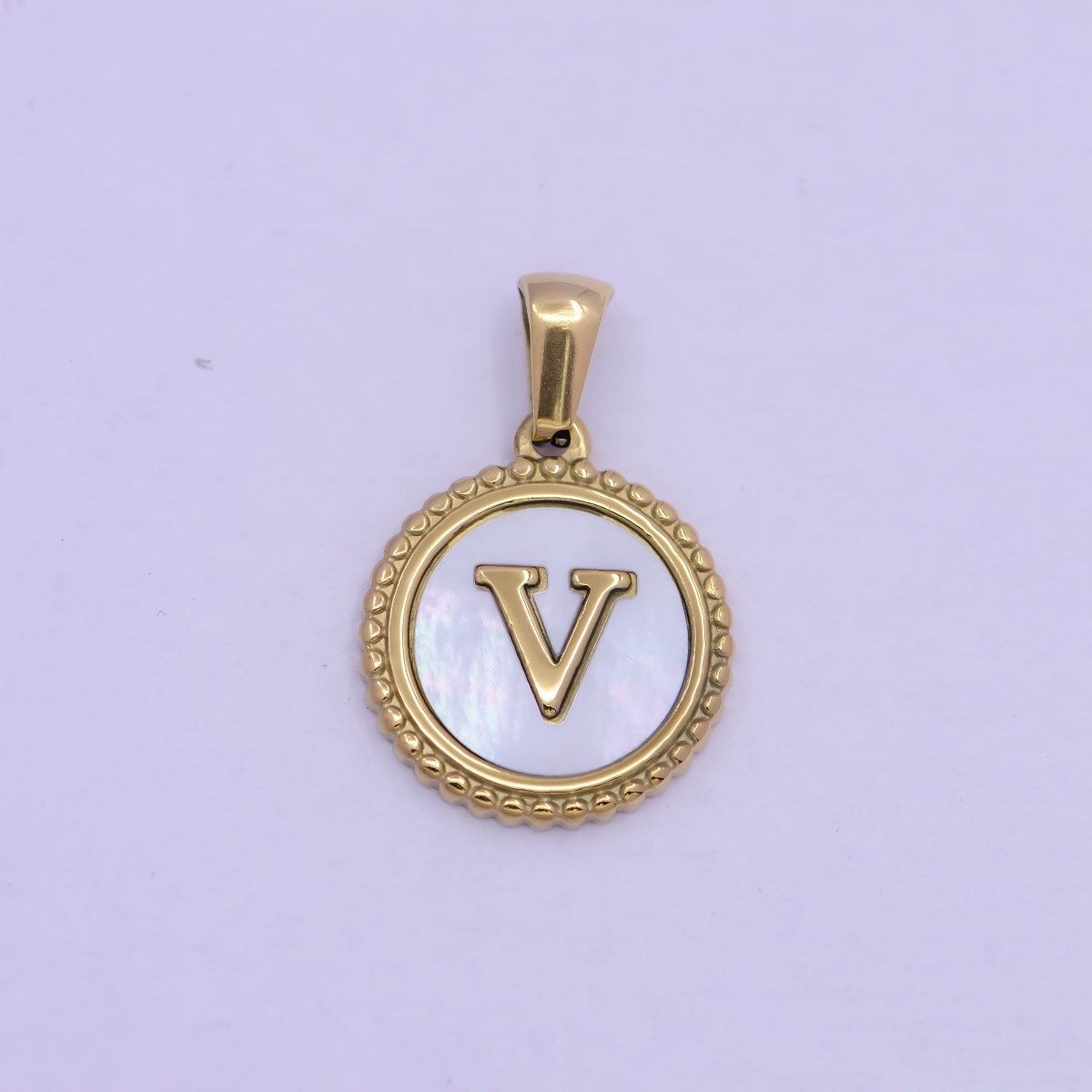 Gold Initial Letter Necklace Pendant Alphabet Charm Shell Pearl Letter Minimalist Jewelry Supply Coin Pendant for Necklace Bracelet A-888-A-900