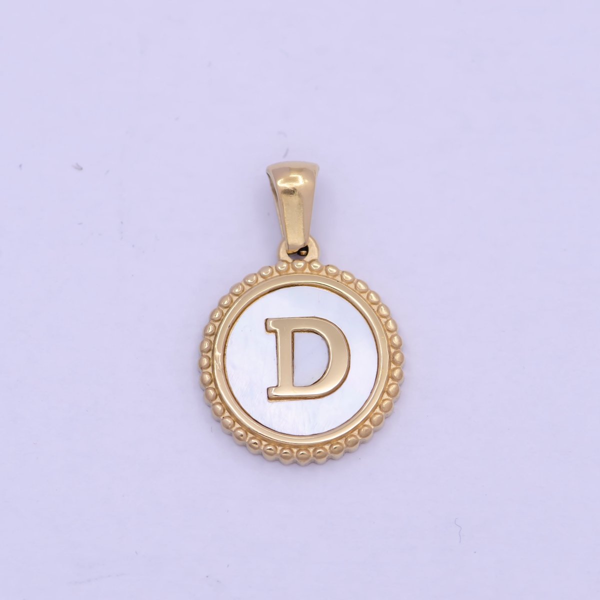 Gold Initial Letter Necklace Pendant Alphabet Charm Shell Pearl Letter Minimalist Jewelry Supply Coin Pendant for Necklace Bracelet A-888-A-900