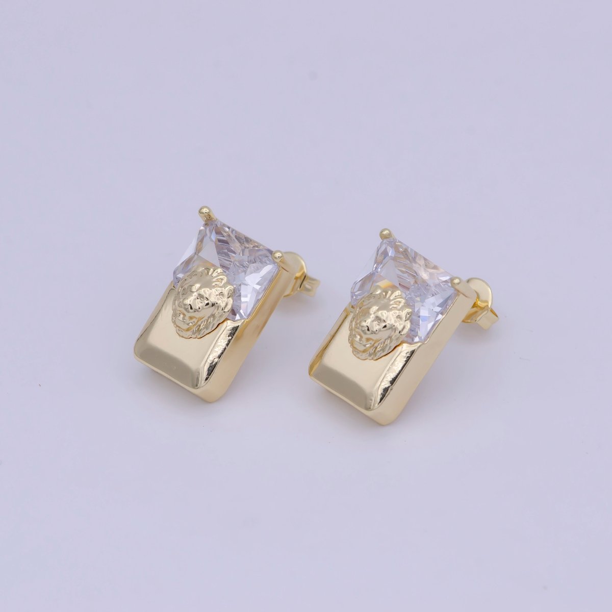 Gold Lion Head Stud Earrings Gold Filled Lion Head Stud CZ Post Piercing, Womens Hiphop Streetwear Jewelry | T-334 - DLUXCA