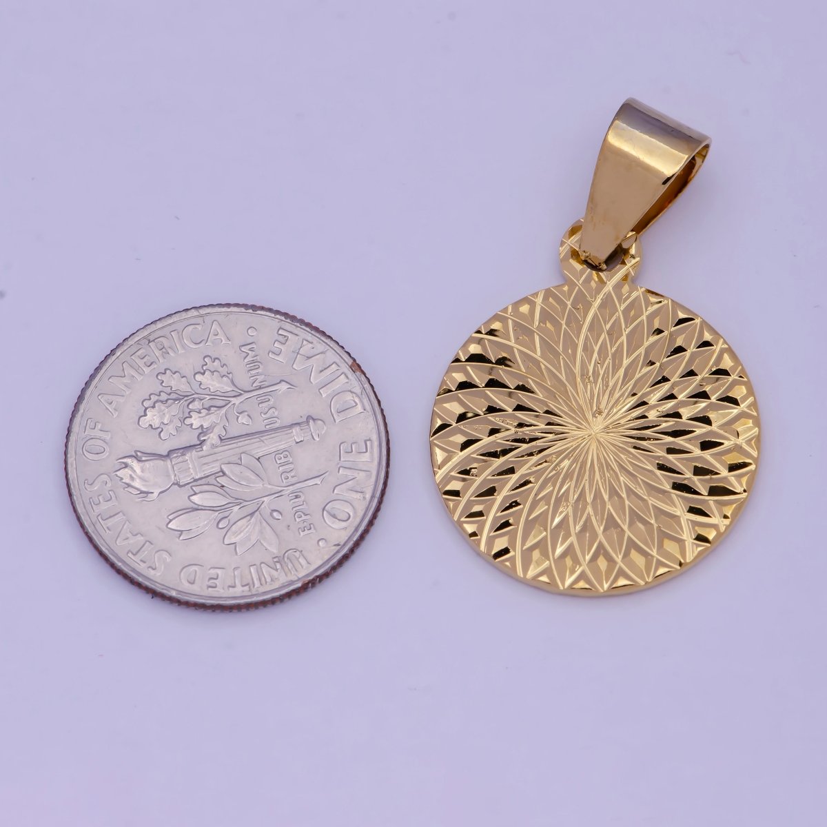 Gold Medallion Pendant Coin Dangle Charm Geometric Jewelry J-503 - DLUXCA