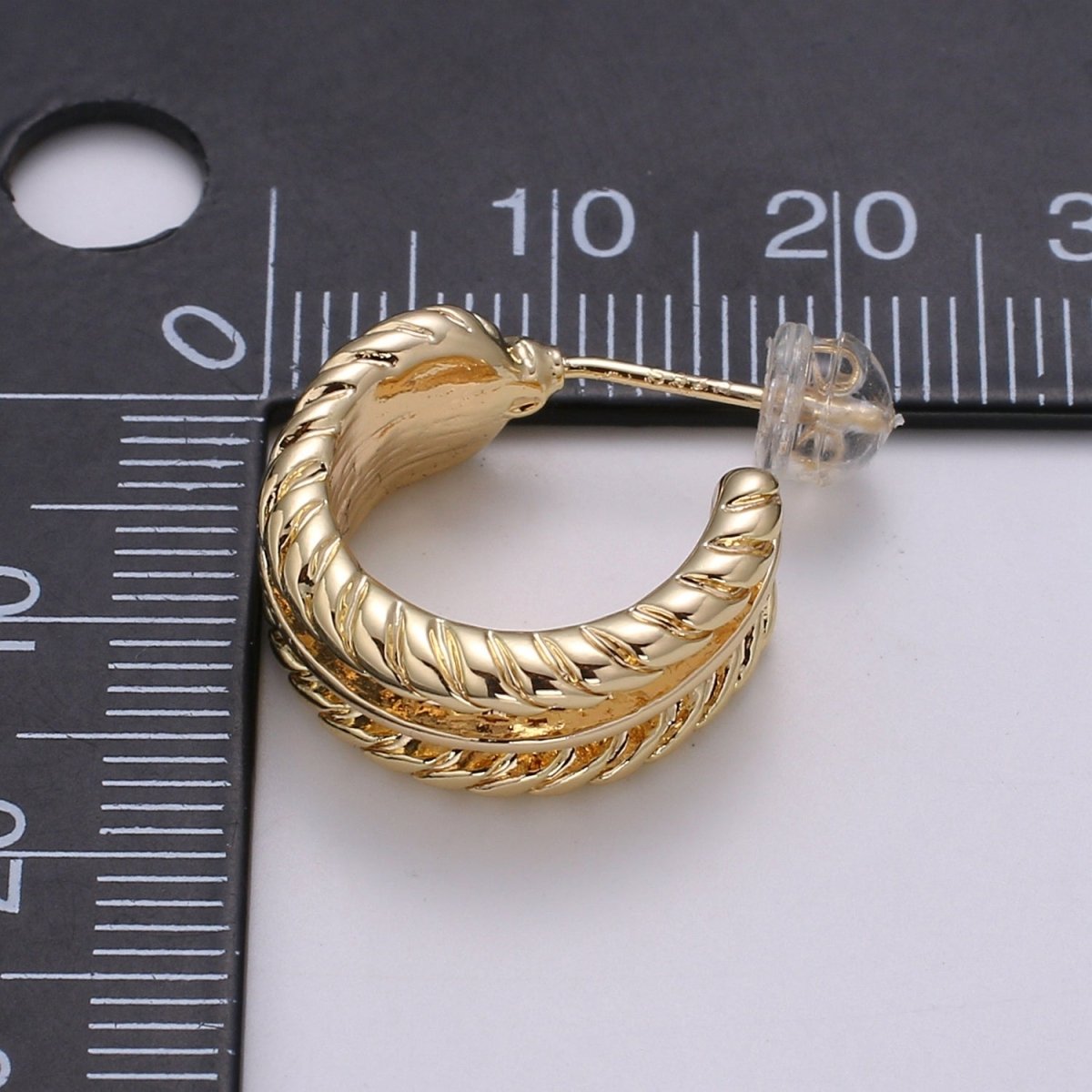 Gold Twisted Hoop Earrings • Bold Gold Hoop Earrings • Chunky Earrings • Statement Hoops • 18k Gold Filled Hoops Earring gift for her Q-446