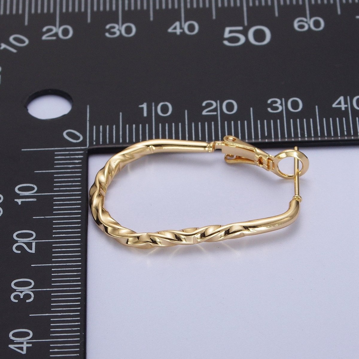 Hammered Hoop Earrings - Minimalist Hoop Earrings - Modern Hoop Earrings - Gold Oval Hoop Earrings Q-342 - DLUXCA