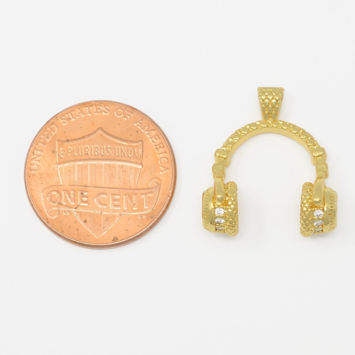 Headphone Gold Filled Pendants J-897 - DLUXCA