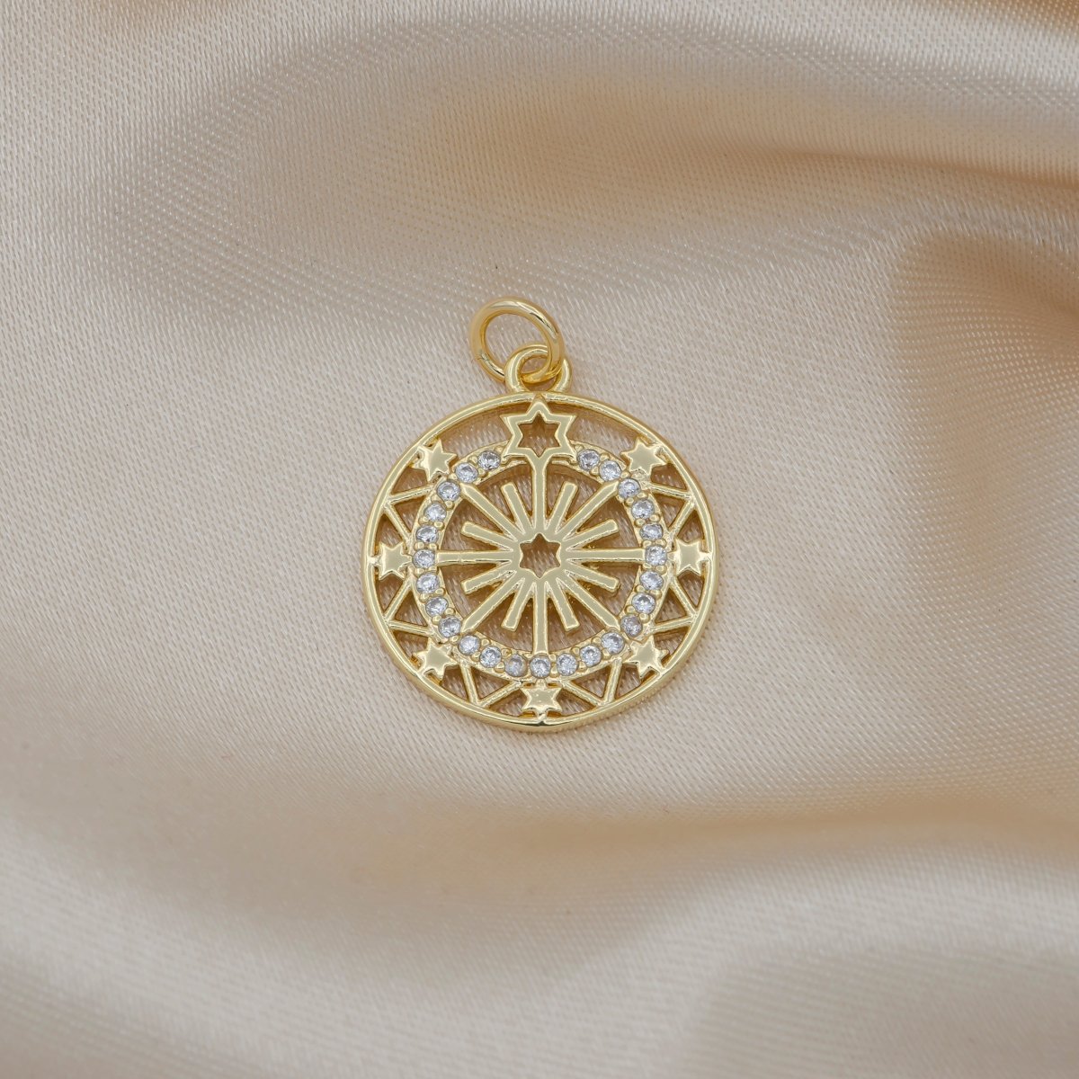 Jews Star Rays on Golden Ferris Circle CZ Gold Plated Geometric Ornament Micro Pave Charm Pendant GP-547