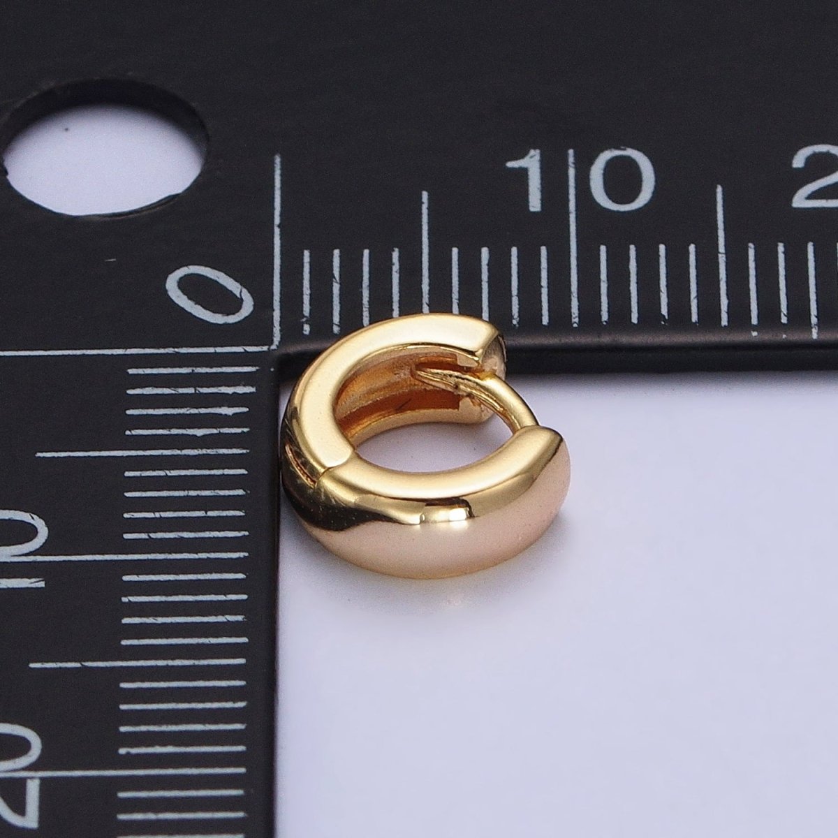 Mini 10mm Classic Cartilage Huggie Earrings in Gold & Silver | AB073 AB074