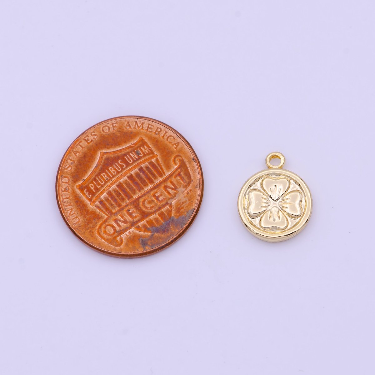 Mini 9.5mm Clover Leaf Quatrefoil Gold & Silver Lucky Coin Charm |  D-267