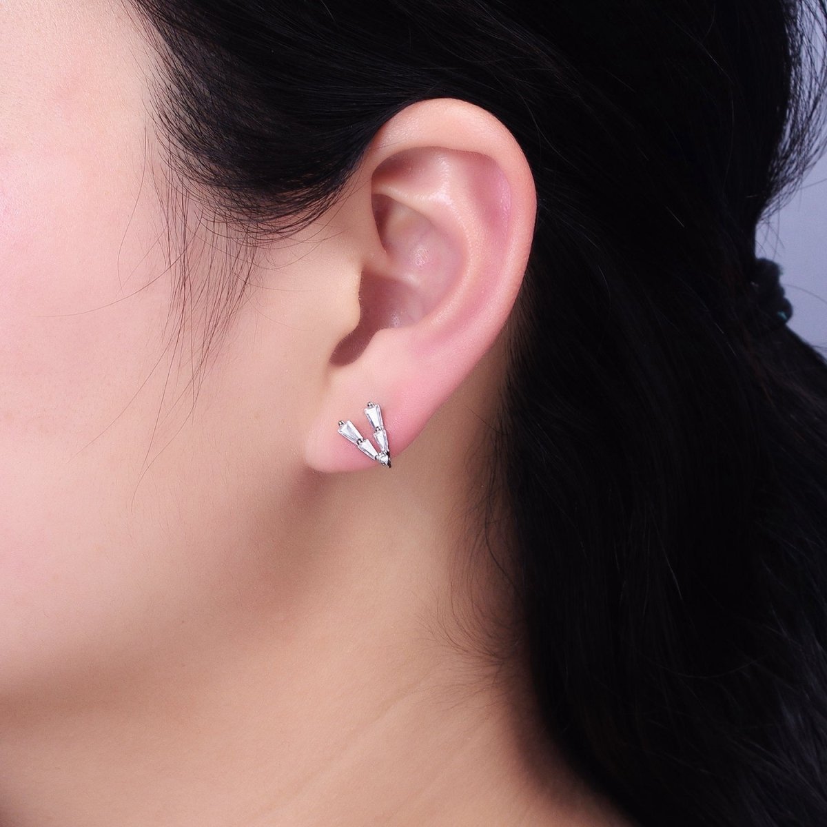 Mini V shaped Baguette Stud Earring in Gold Silver AB593 AB962