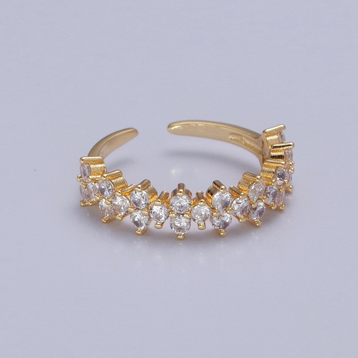 Minimalist Clover Round Clear Cubic Zirconia Stacking Gold Ring | X-608 - DLUXCA