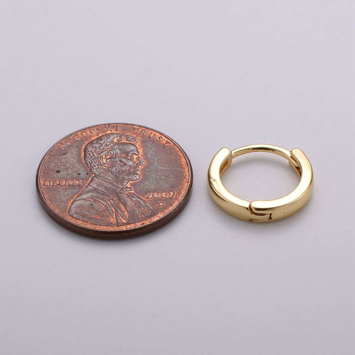 Minimalist huggie hoop earrings, tiny round huggie earrings,Minimal cartilage huggie hoop earrings 14K Gold Filled Earring Q-086